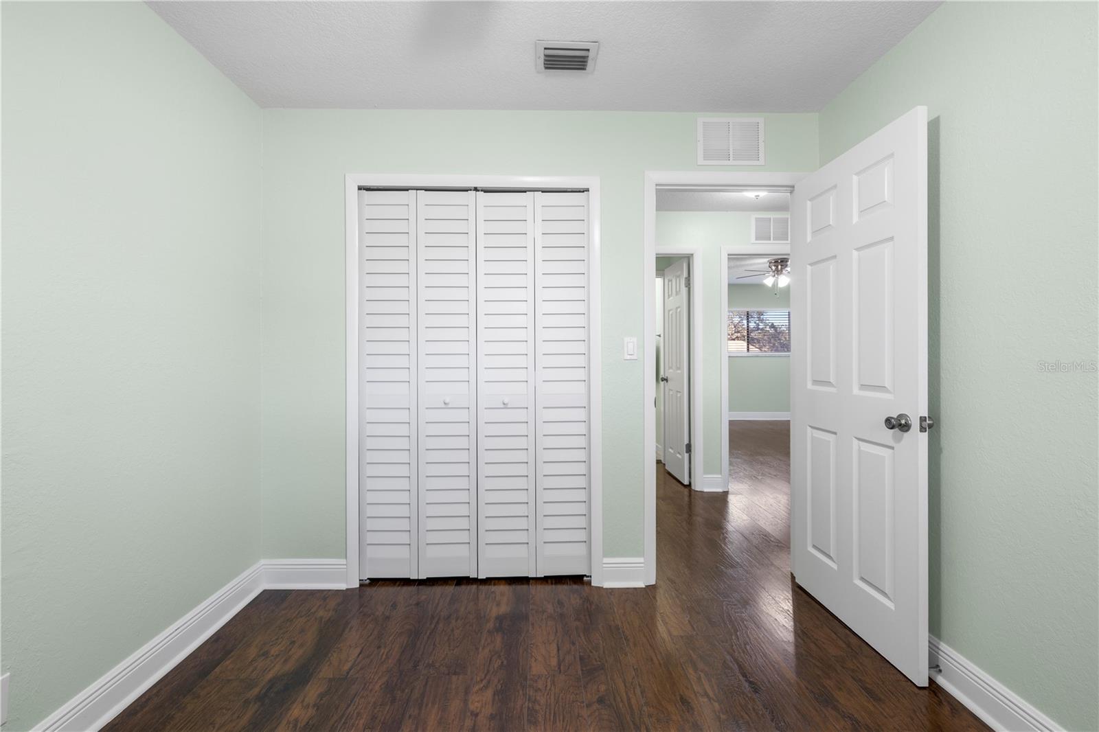 Image 28 of 58 For 8606 Palm Lane