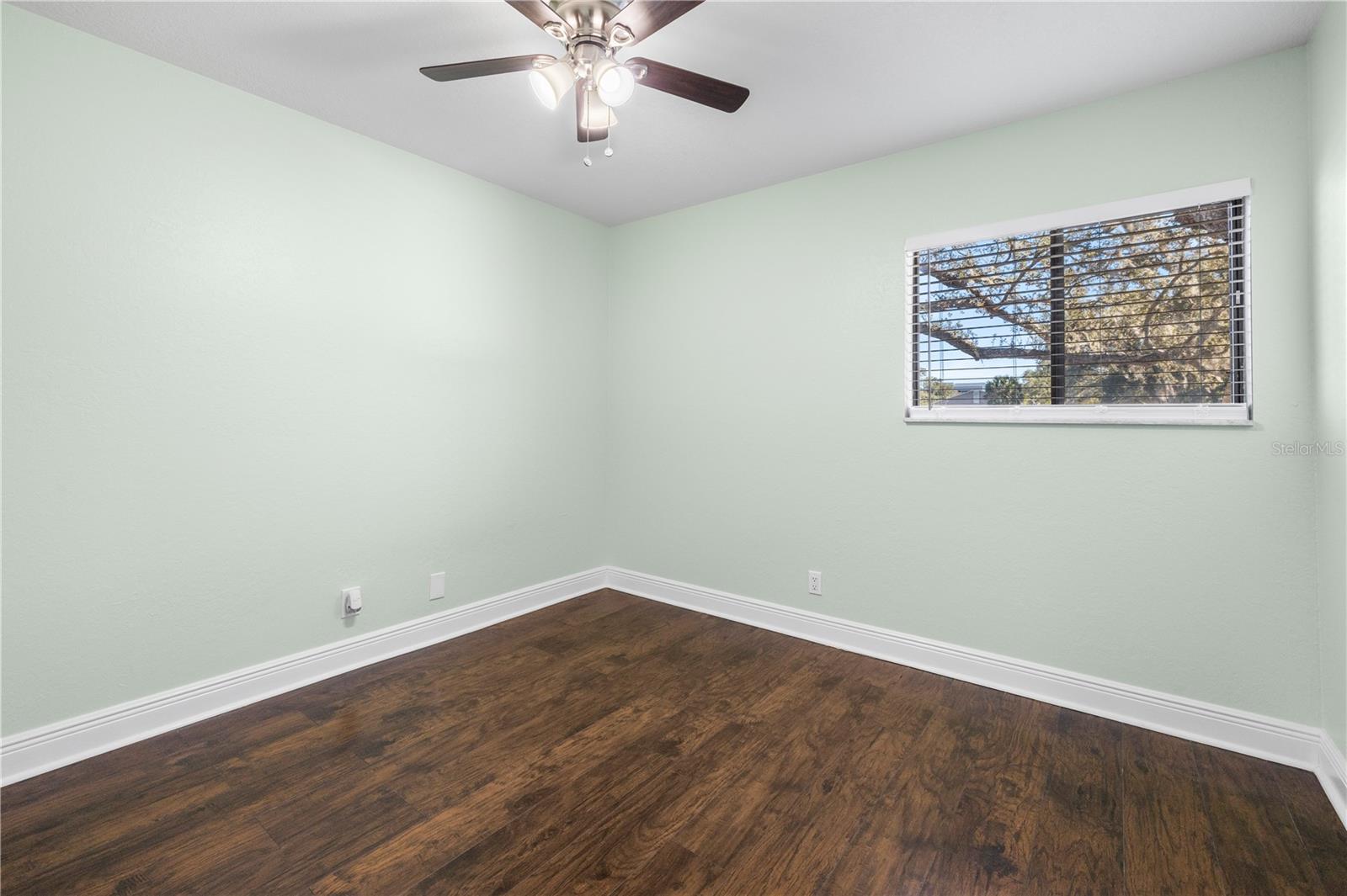 Image 34 of 58 For 8606 Palm Lane