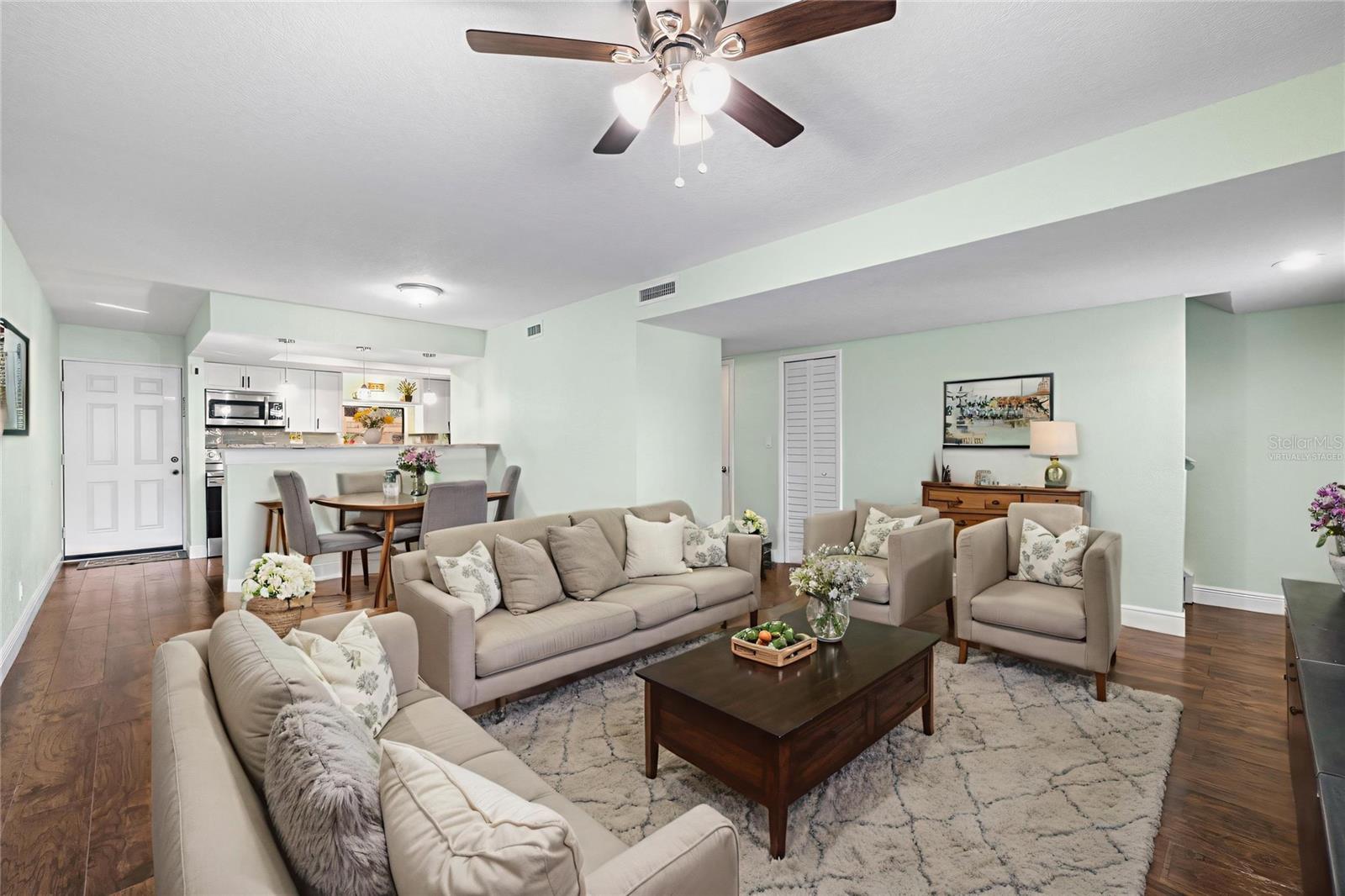 Image 5 of 58 For 8606 Palm Lane