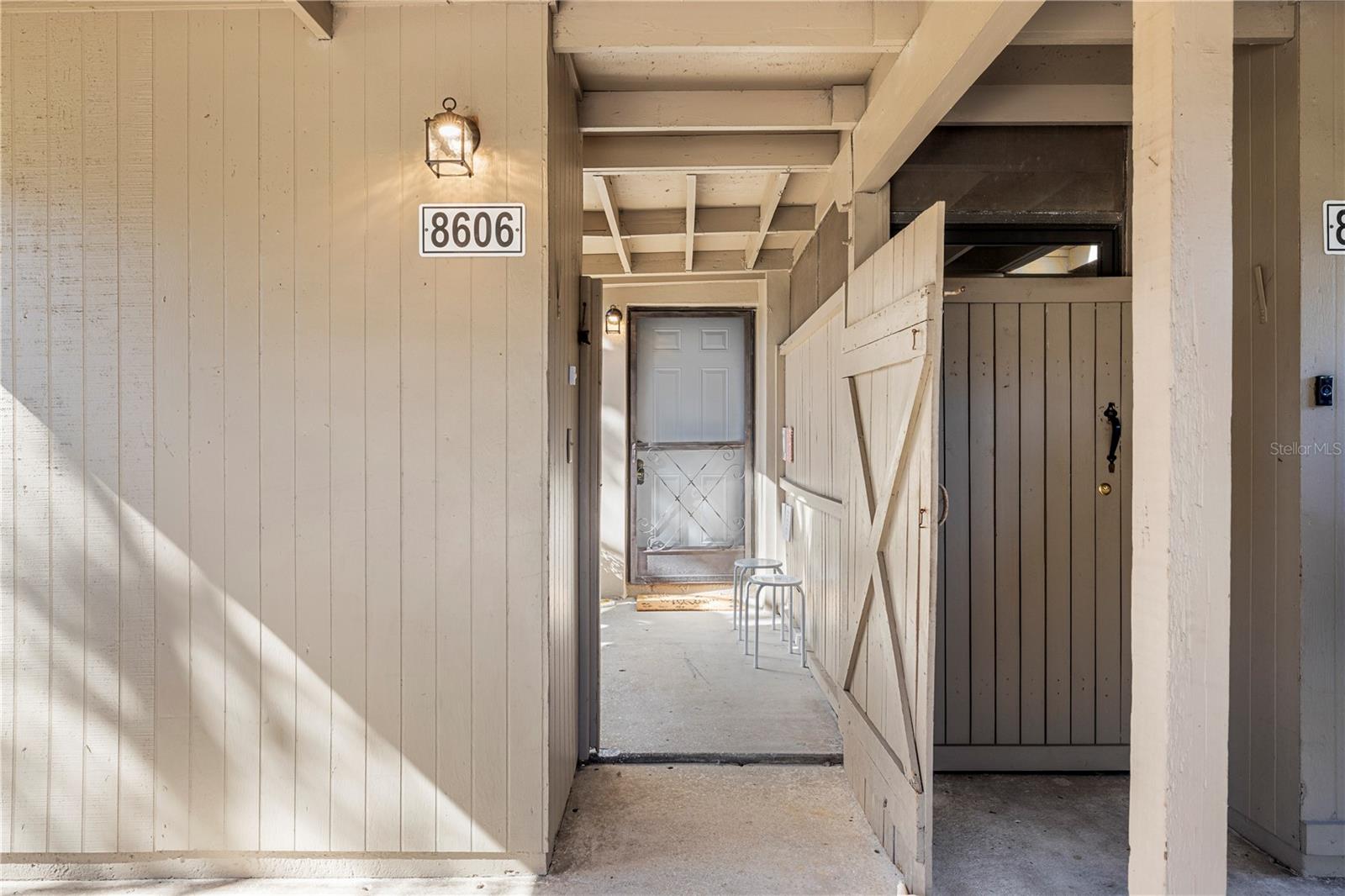 Image 52 of 58 For 8606 Palm Lane