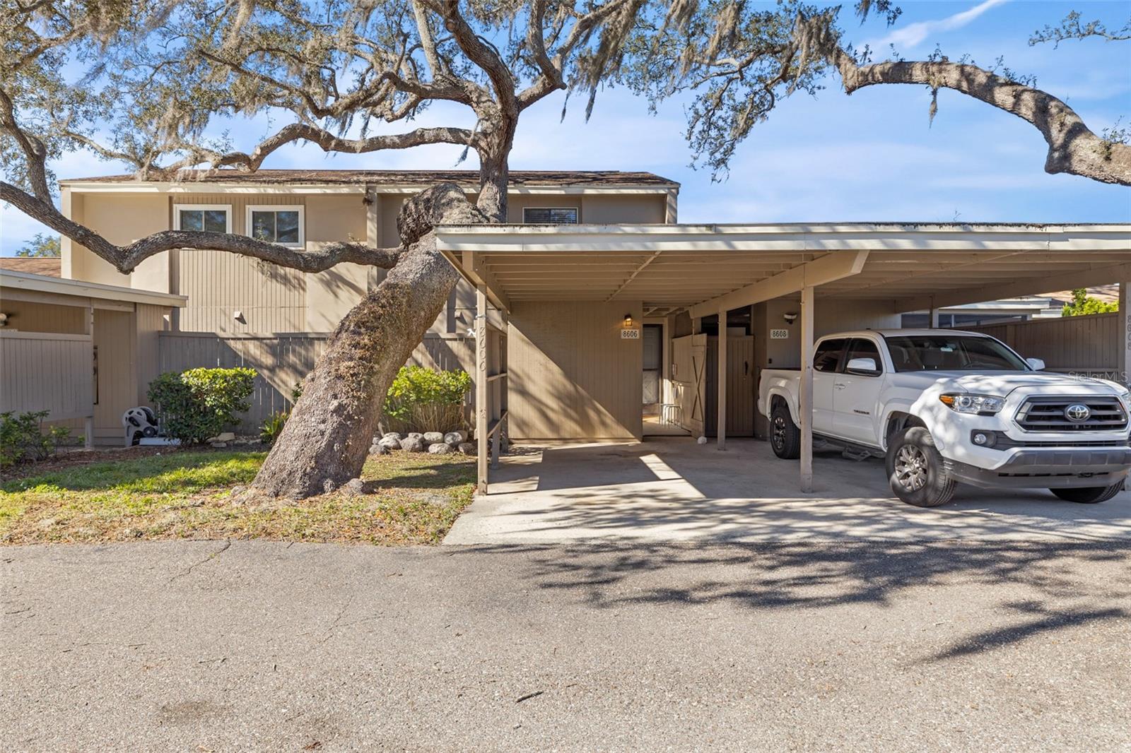 Image 55 of 58 For 8606 Palm Lane