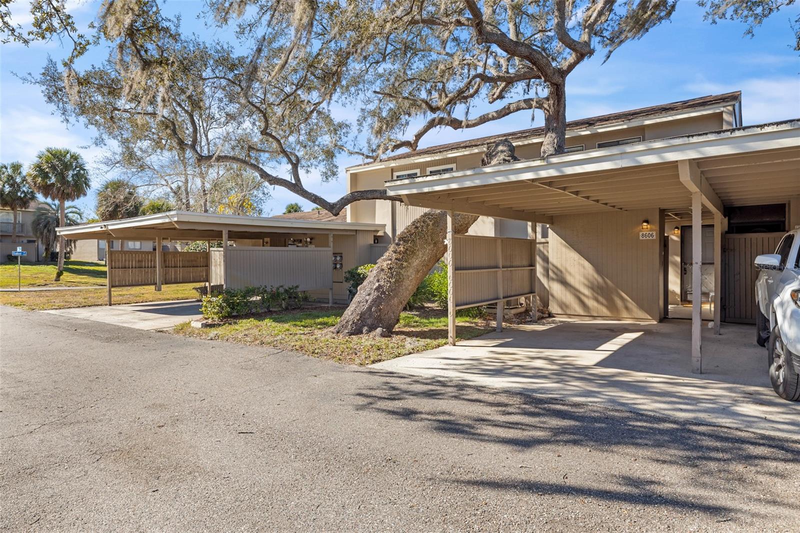 Image 56 of 58 For 8606 Palm Lane