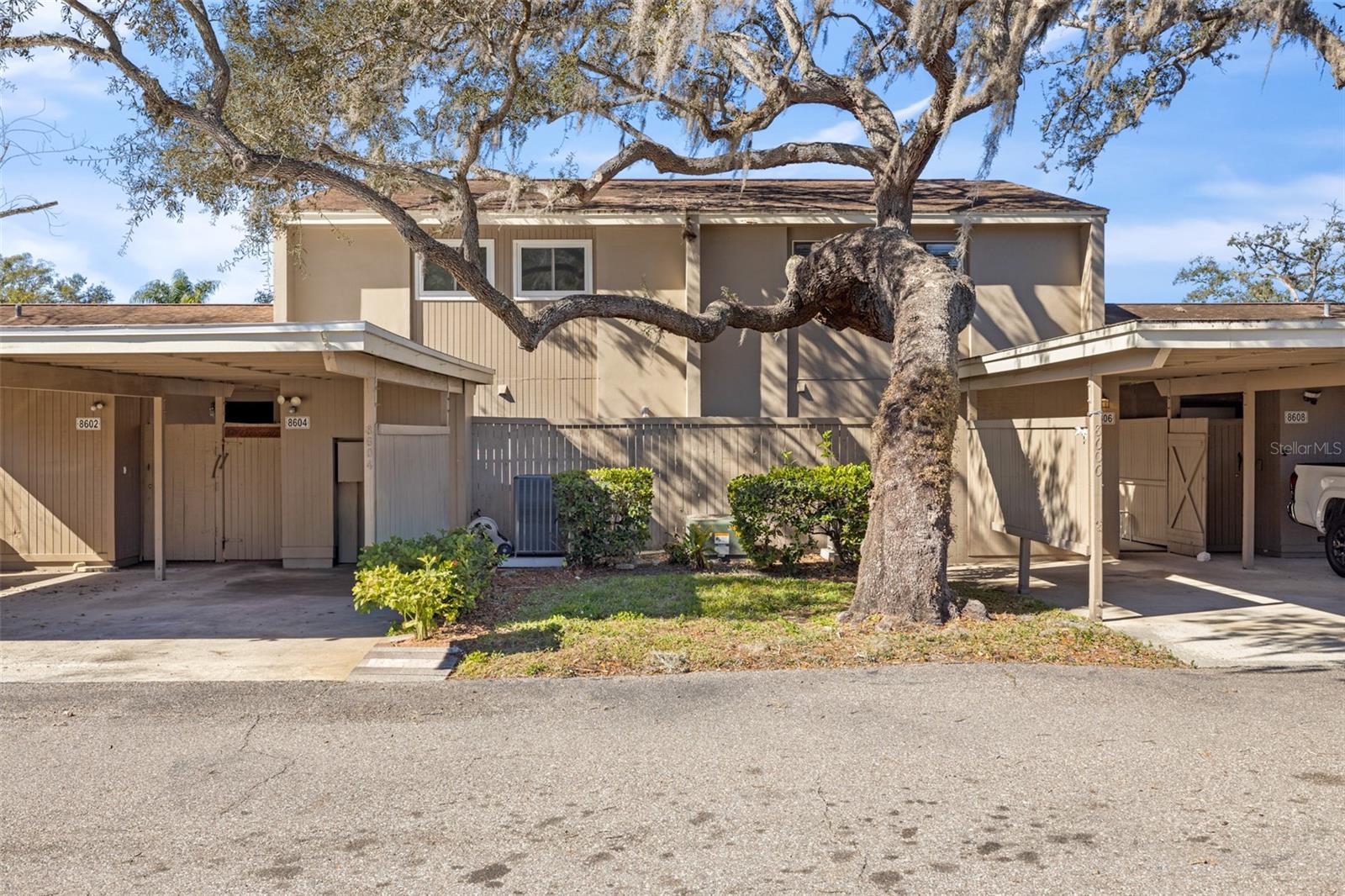 Image 57 of 58 For 8606 Palm Lane