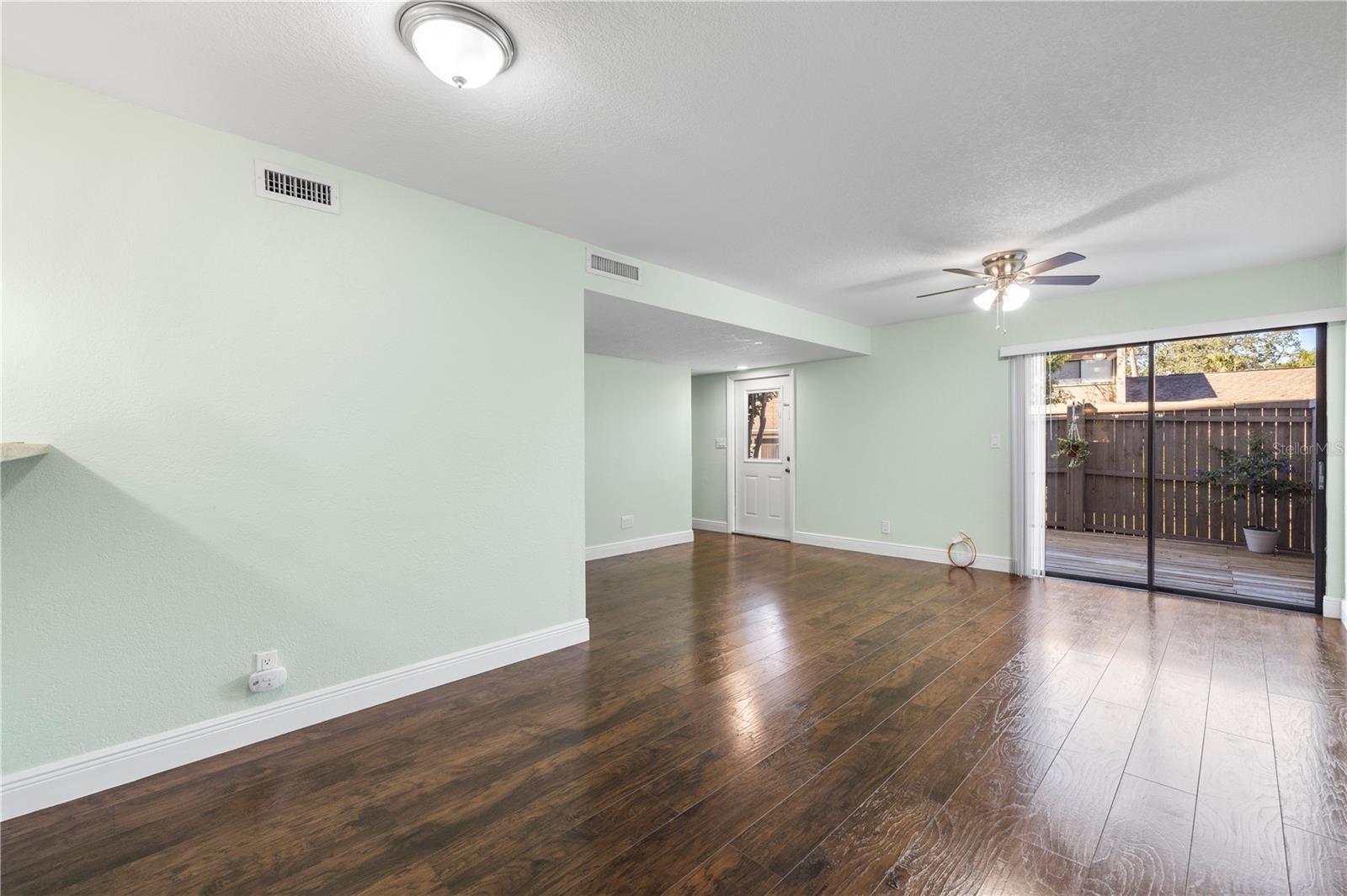 Image 8 of 58 For 8606 Palm Lane