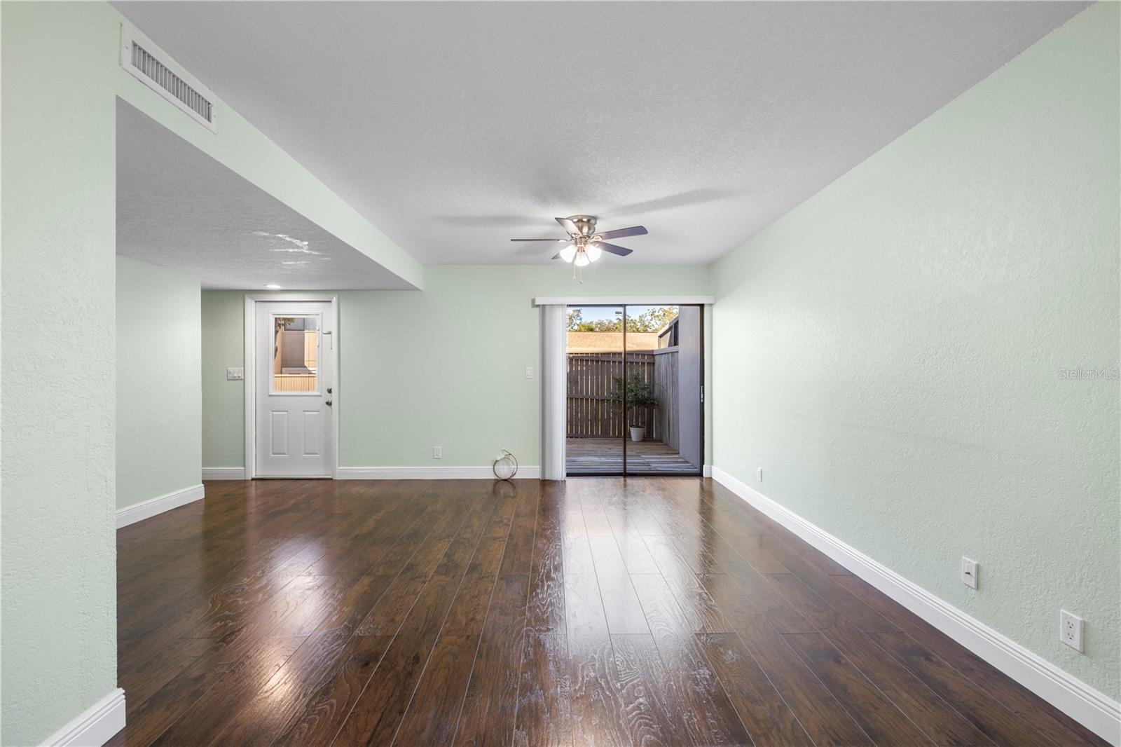 Image 9 of 58 For 8606 Palm Lane