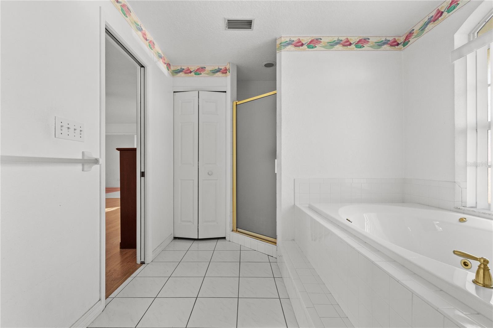 Image 13 of 44 For 2500 62nd Avenue