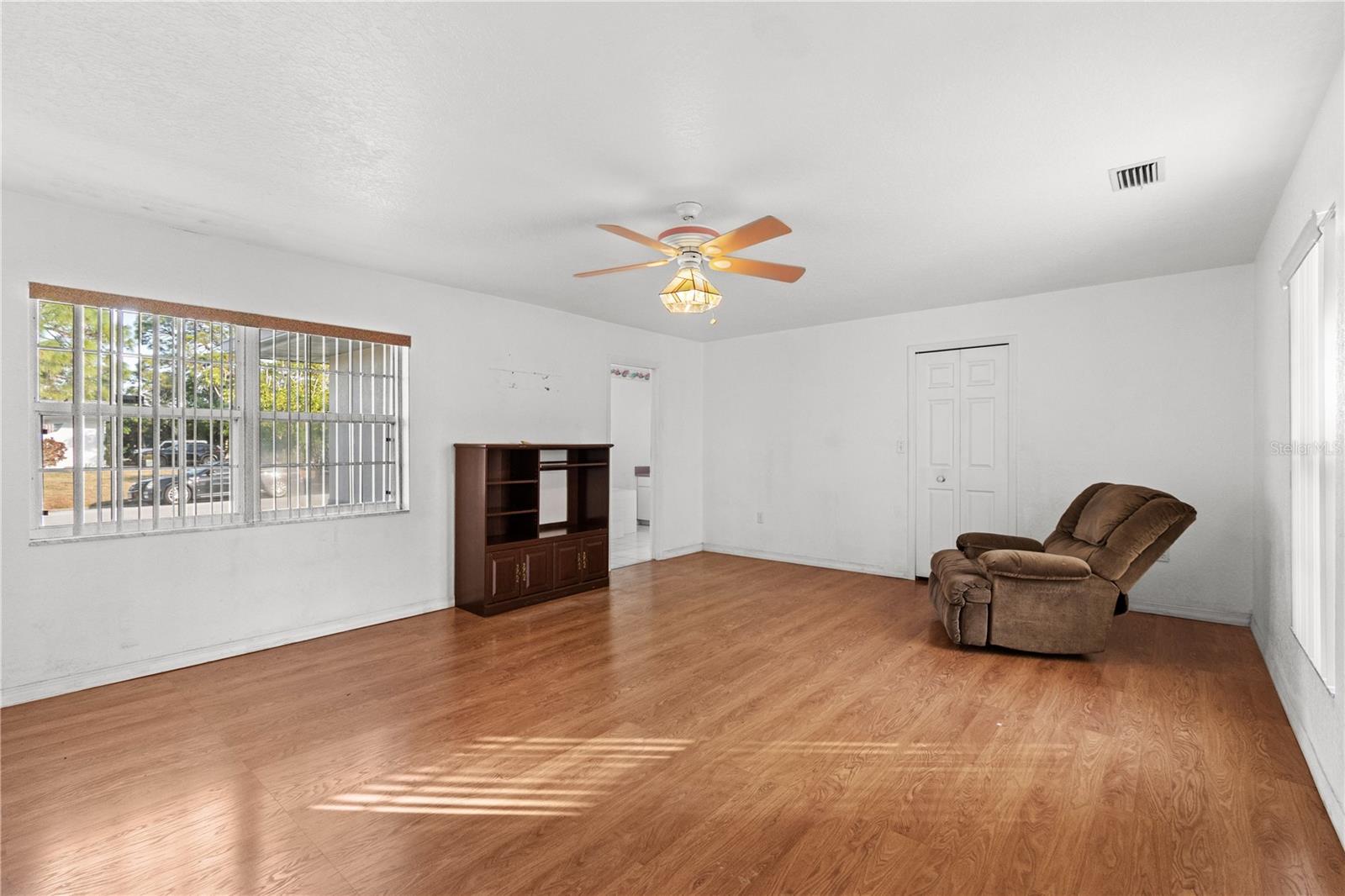 Image 8 of 44 For 2500 62nd Avenue