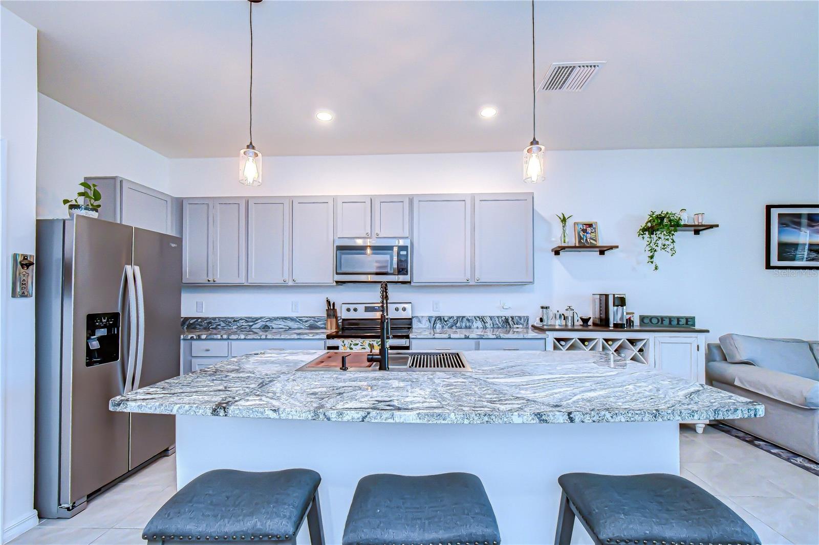 Image 7 of 31 For 219 Mangrove Shade Circle