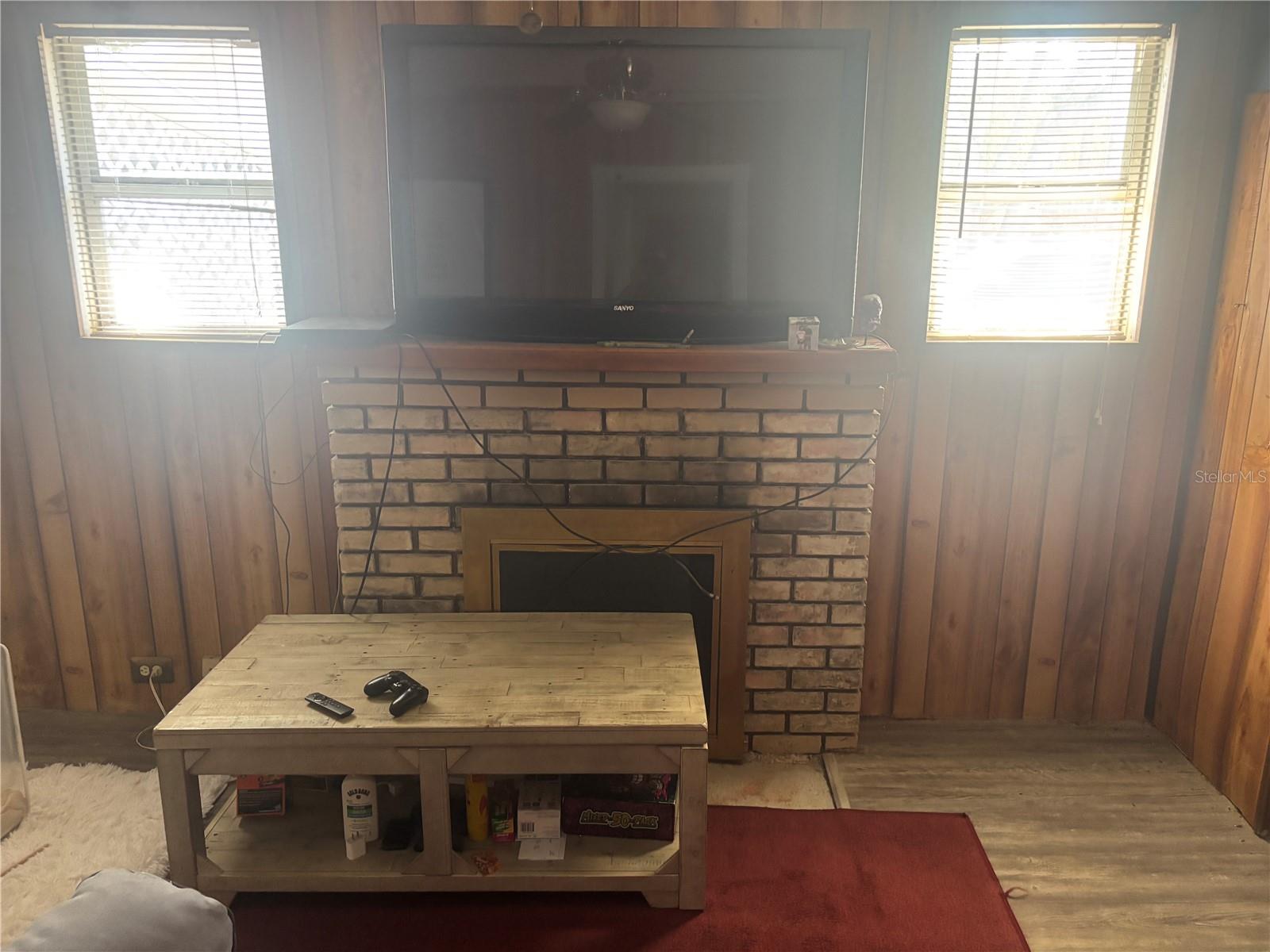 Image 14 of 26 For 8125 52nd Way N