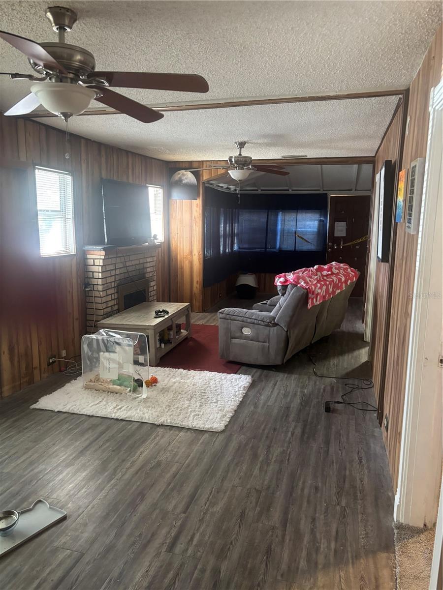 Image 19 of 26 For 8125 52nd Way N