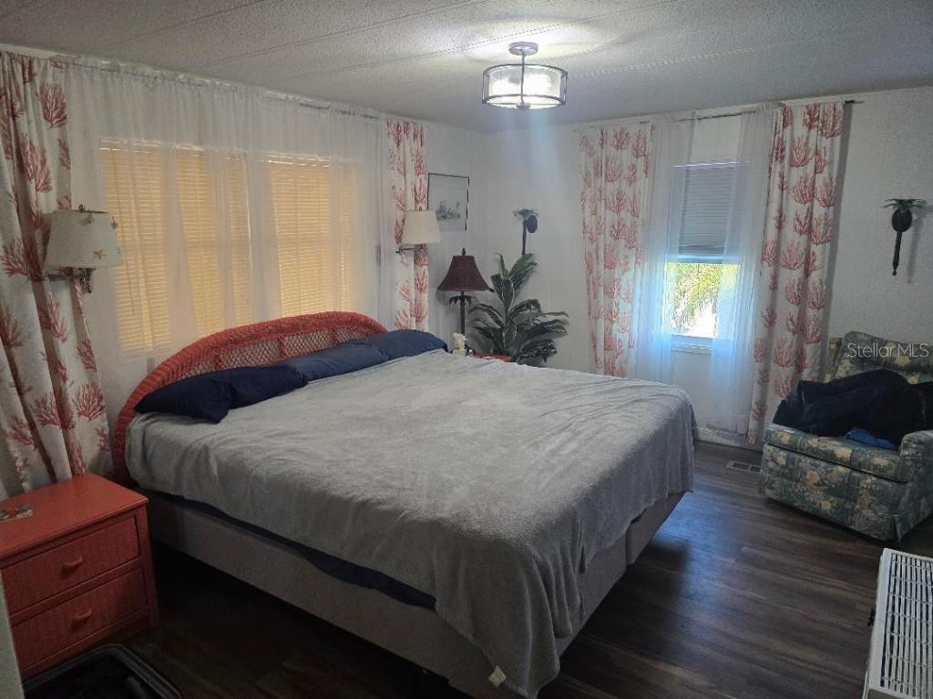 Image 11 of 19 For 808 53rd Avenue E 117