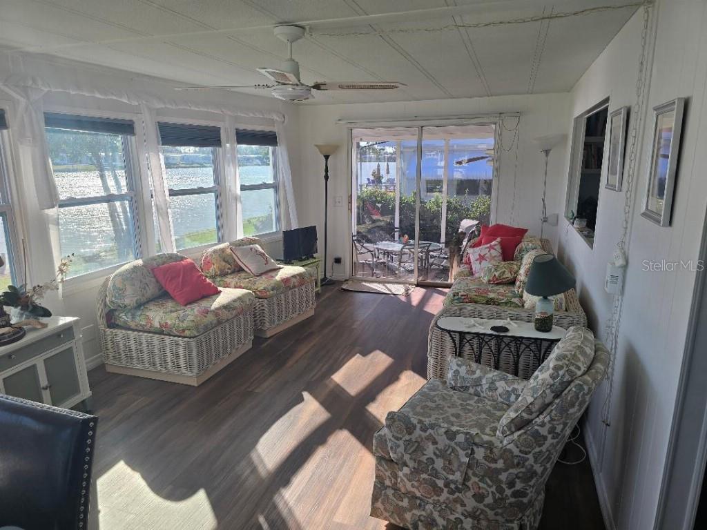 Image 5 of 19 For 808 53rd Avenue E 117