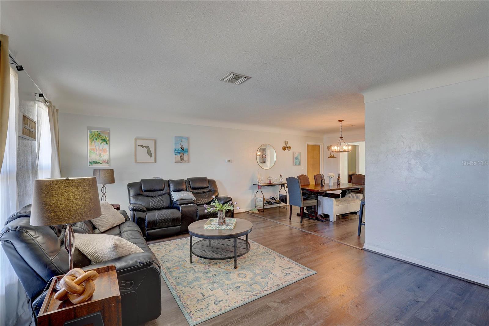 Image 10 of 45 For 8497 137th Street