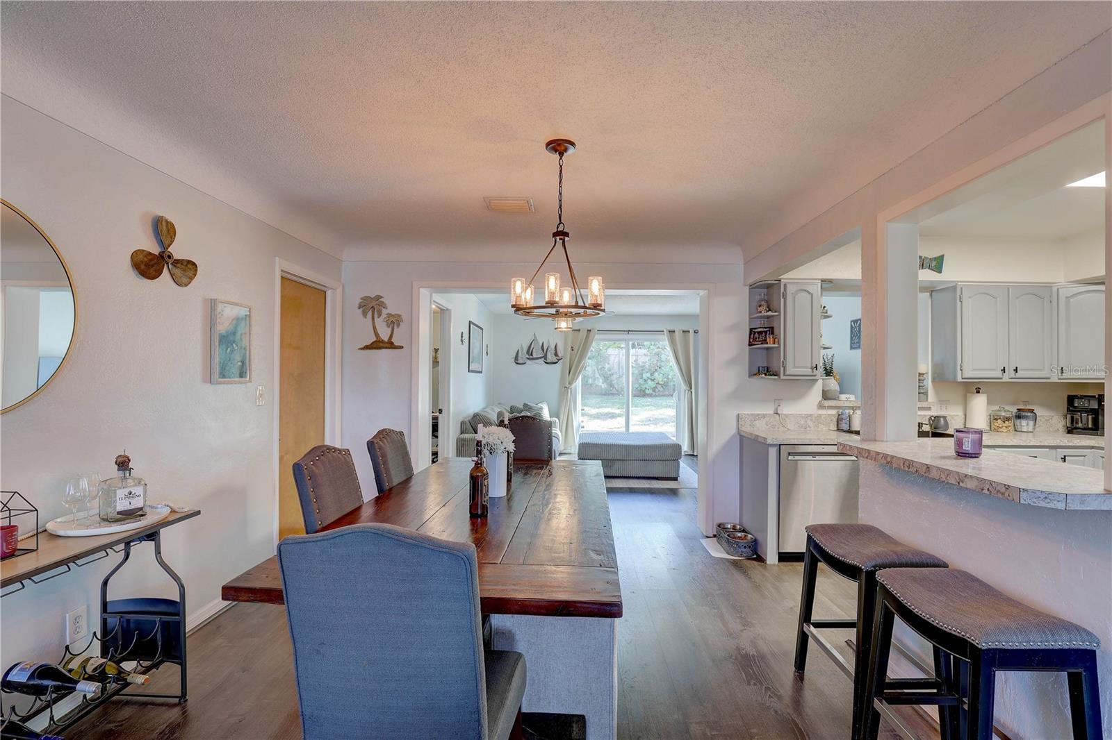 Image 13 of 45 For 8497 137th Street