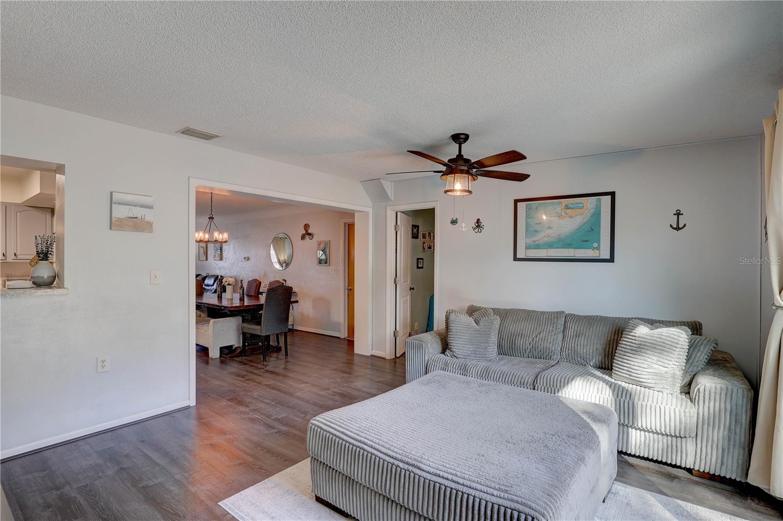 Image 16 of 45 For 8497 137th Street