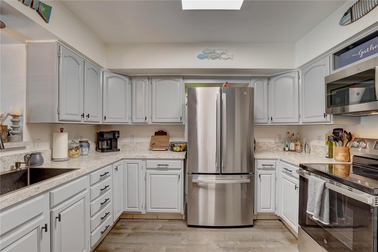 Image 18 of 45 For 8497 137th Street