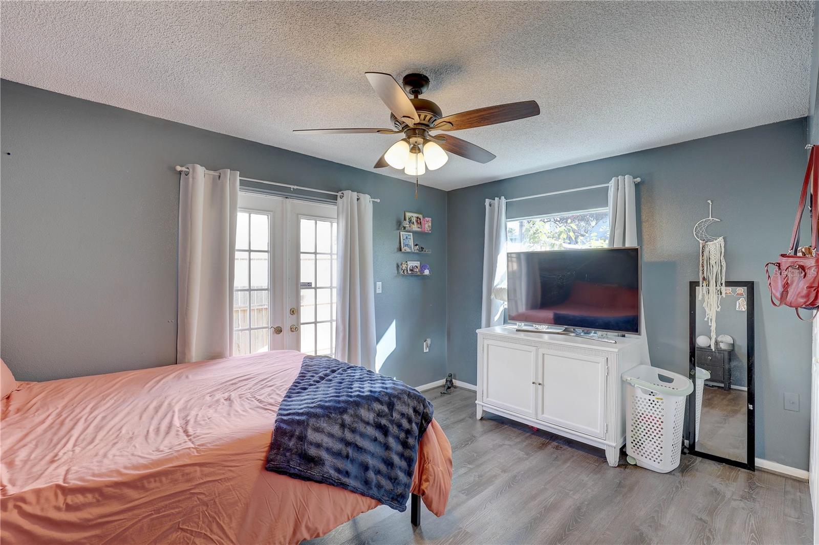 Image 32 of 45 For 8497 137th Street