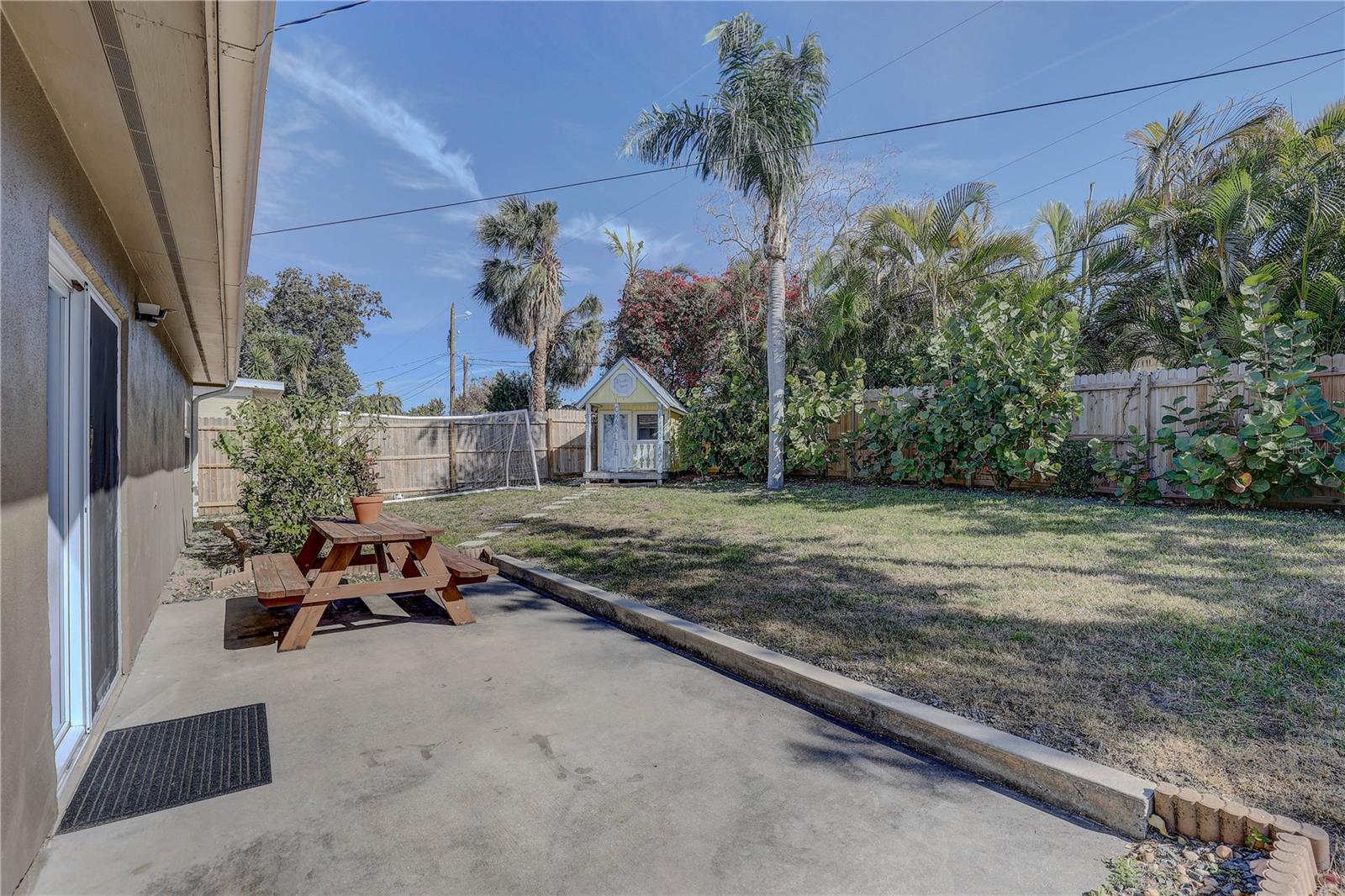 Image 43 of 45 For 8497 137th Street