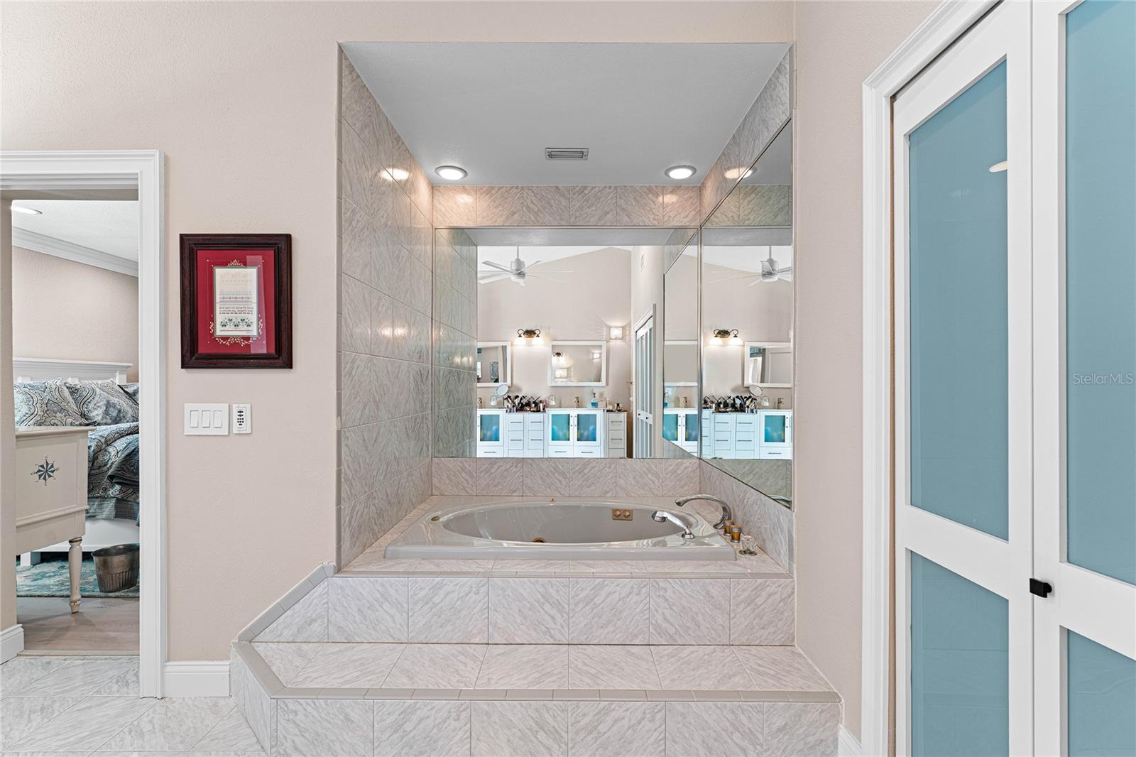 Image 29 of 65 For 848 Mandalay Avenue