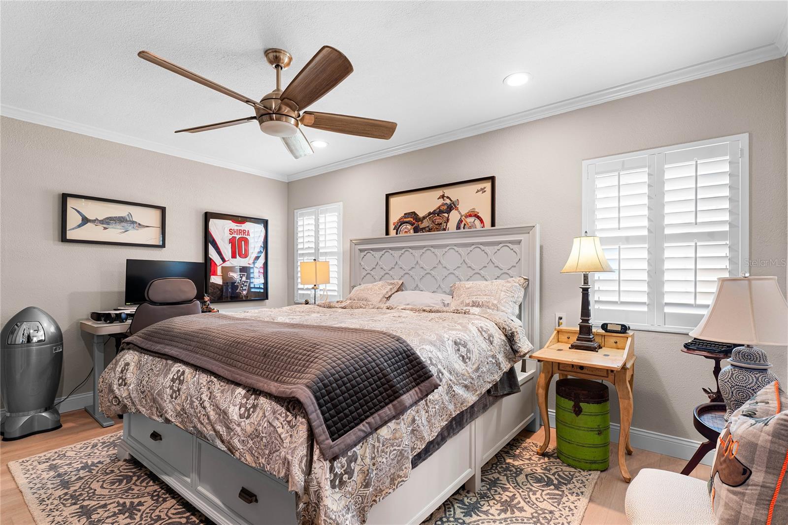 Image 31 of 65 For 848 Mandalay Avenue