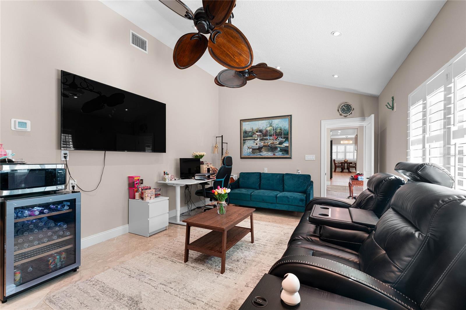 Image 44 of 65 For 848 Mandalay Avenue