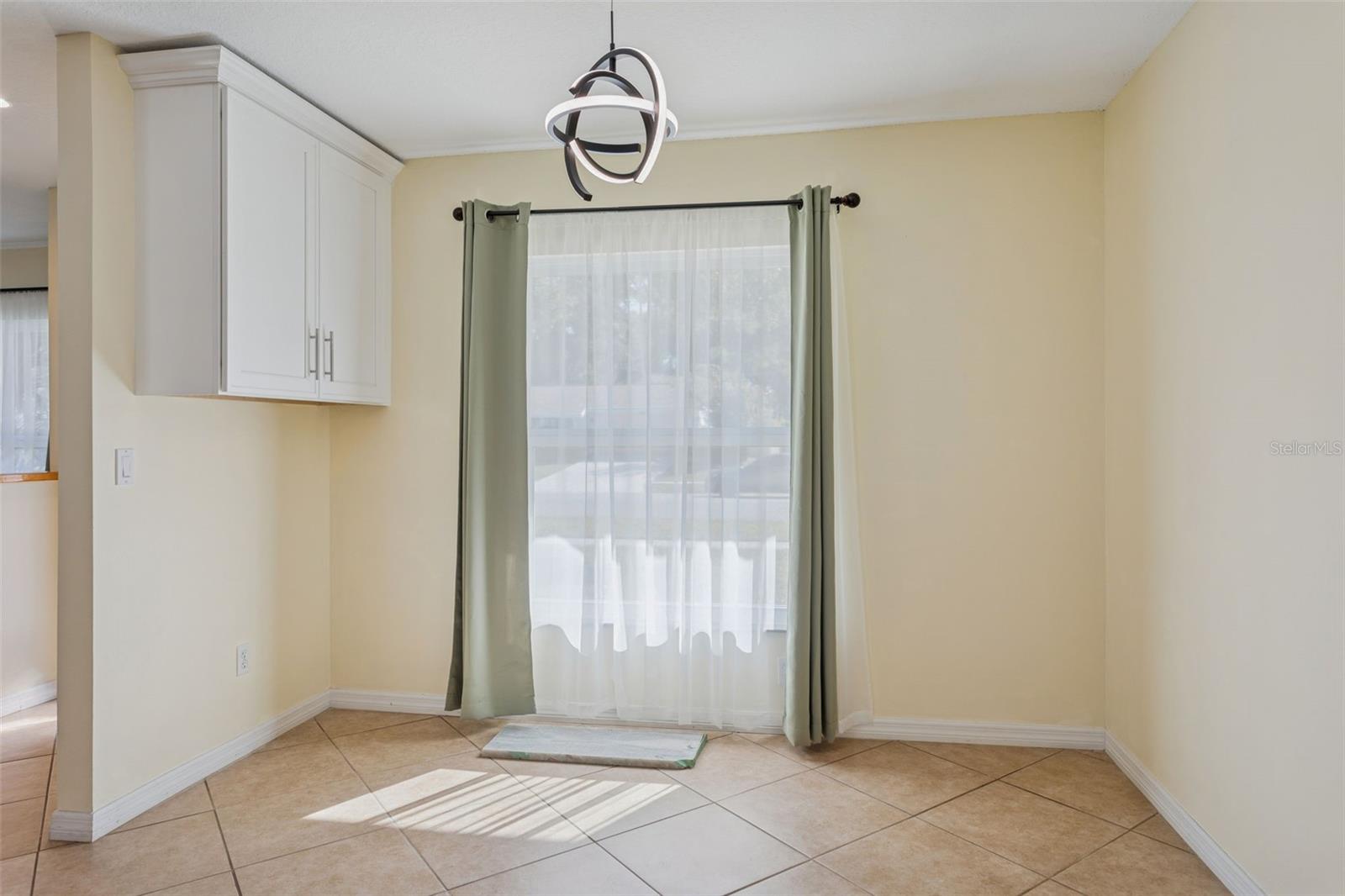 Image 4 of 28 For 1255 Foggy Ridge Parkway