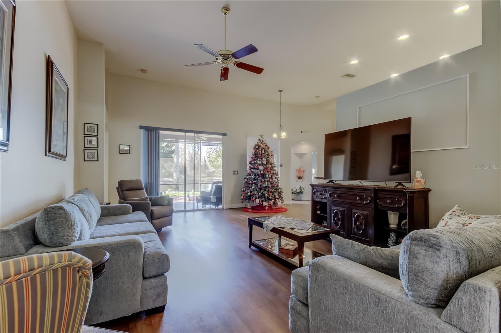 Image 13 of 78 For 3333 Brenford Place