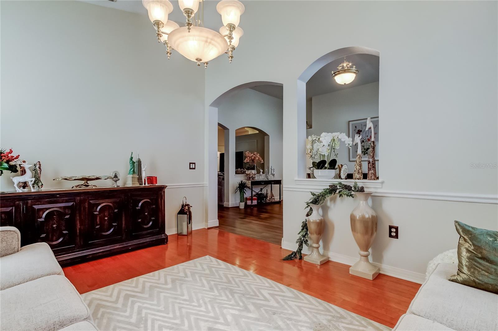 Image 5 of 78 For 3333 Brenford Place