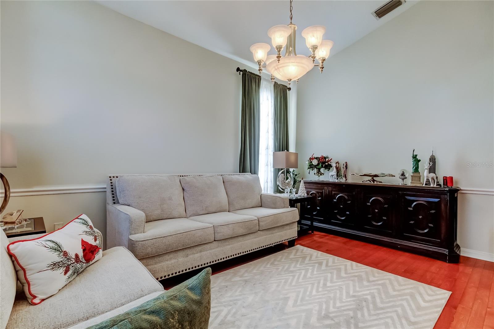 Image 6 of 78 For 3333 Brenford Place