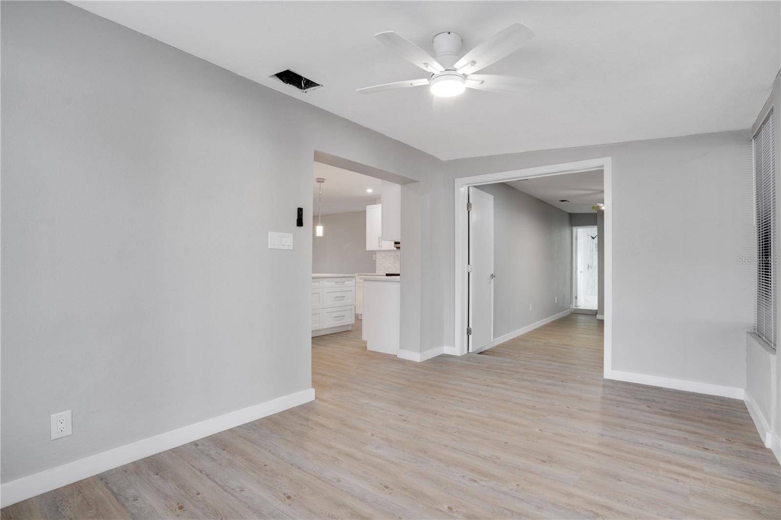 Image 12 of 35 For 13845 94th Avenue