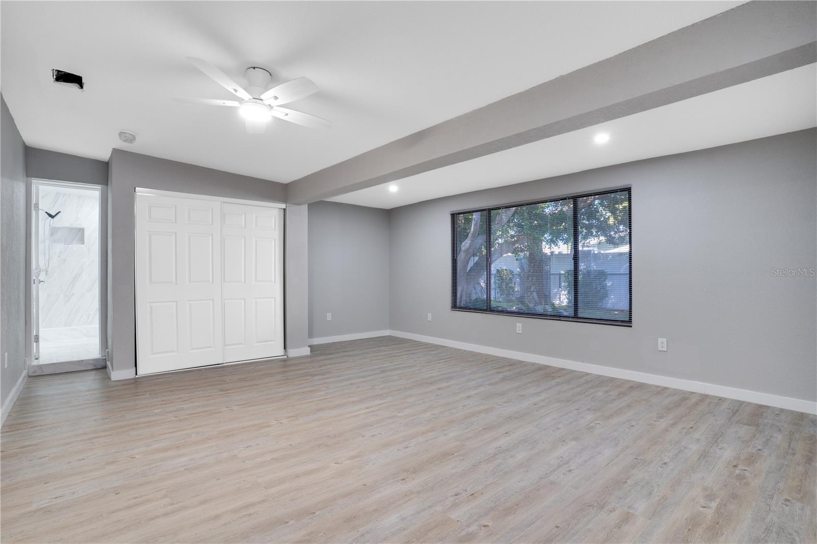 Image 13 of 35 For 13845 94th Avenue