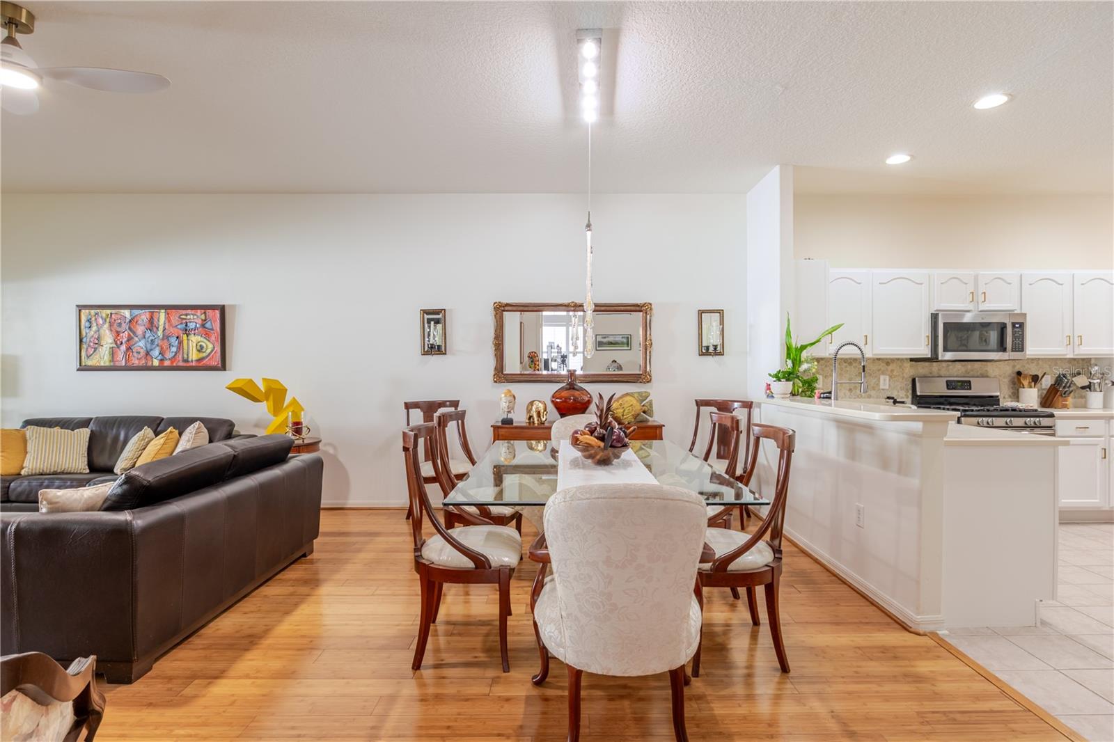 Image 10 of 22 For 31500 Shaker Circle