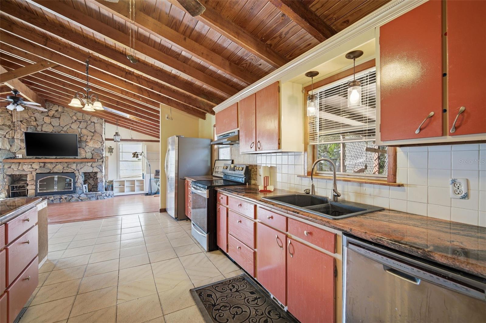 Image 18 of 75 For 1112 Florida Avenue