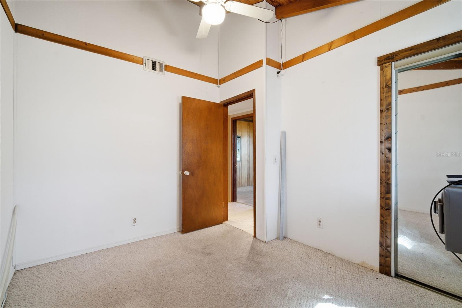 Image 29 of 75 For 1112 Florida Avenue