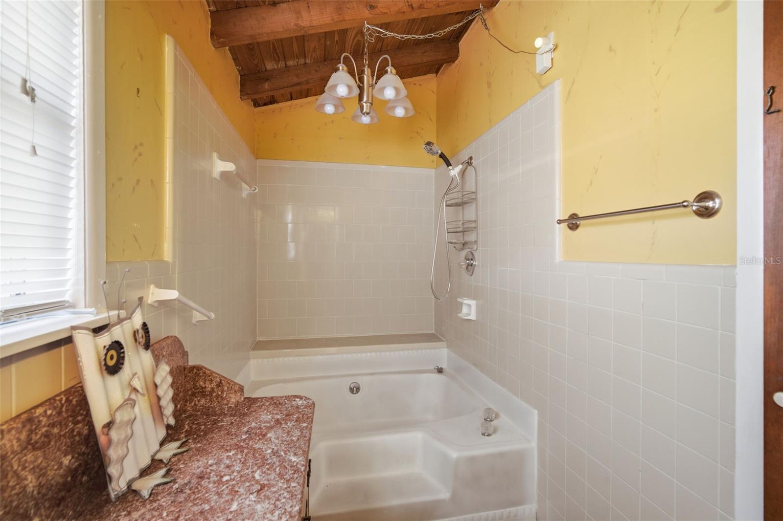 Image 38 of 75 For 1112 Florida Avenue