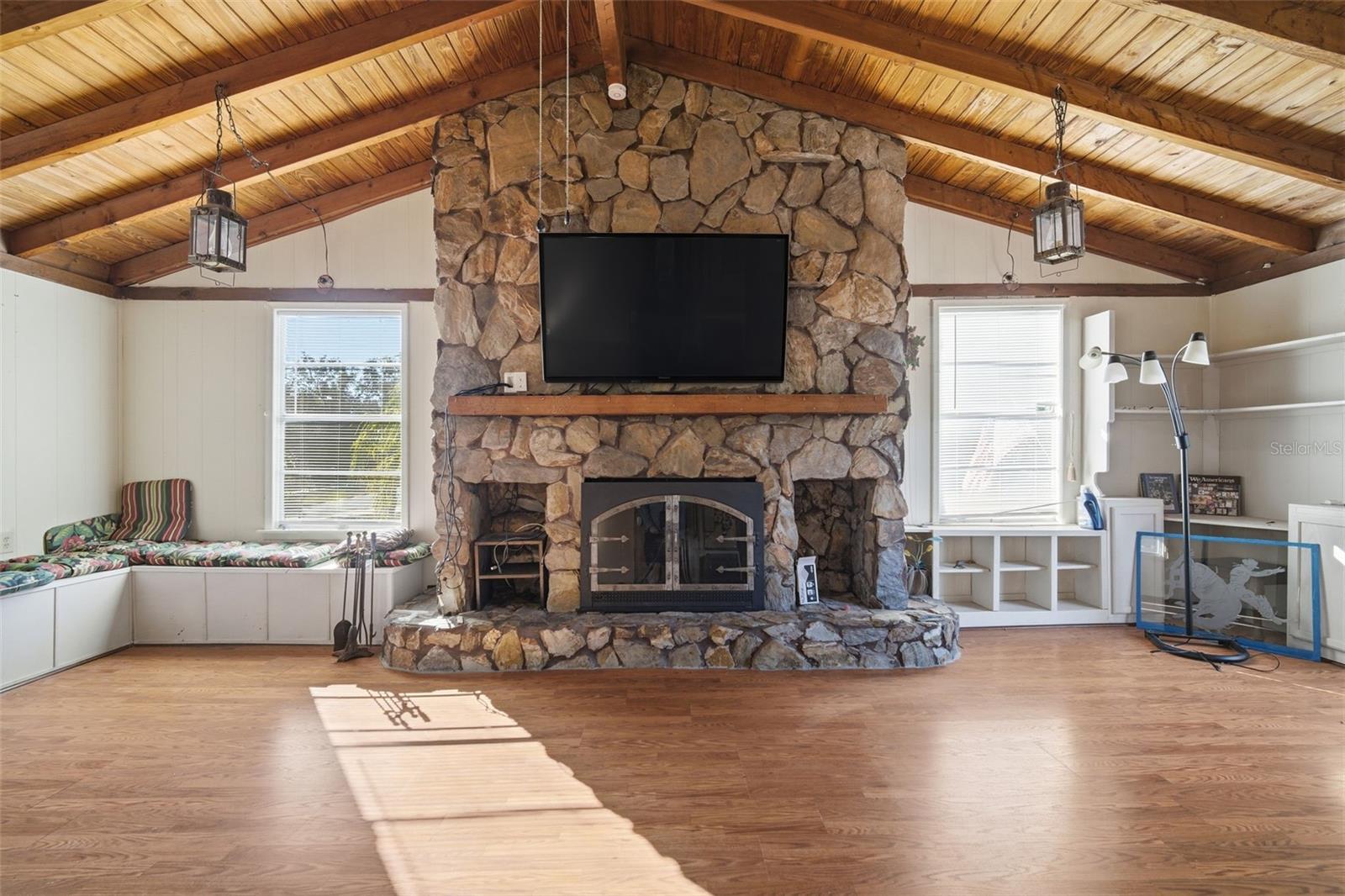 Image 8 of 75 For 1112 Florida Avenue