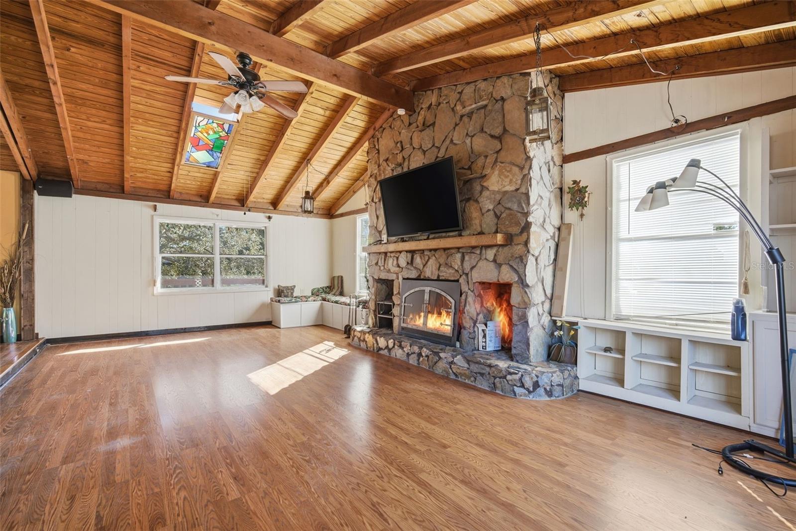 Image 9 of 75 For 1112 Florida Avenue