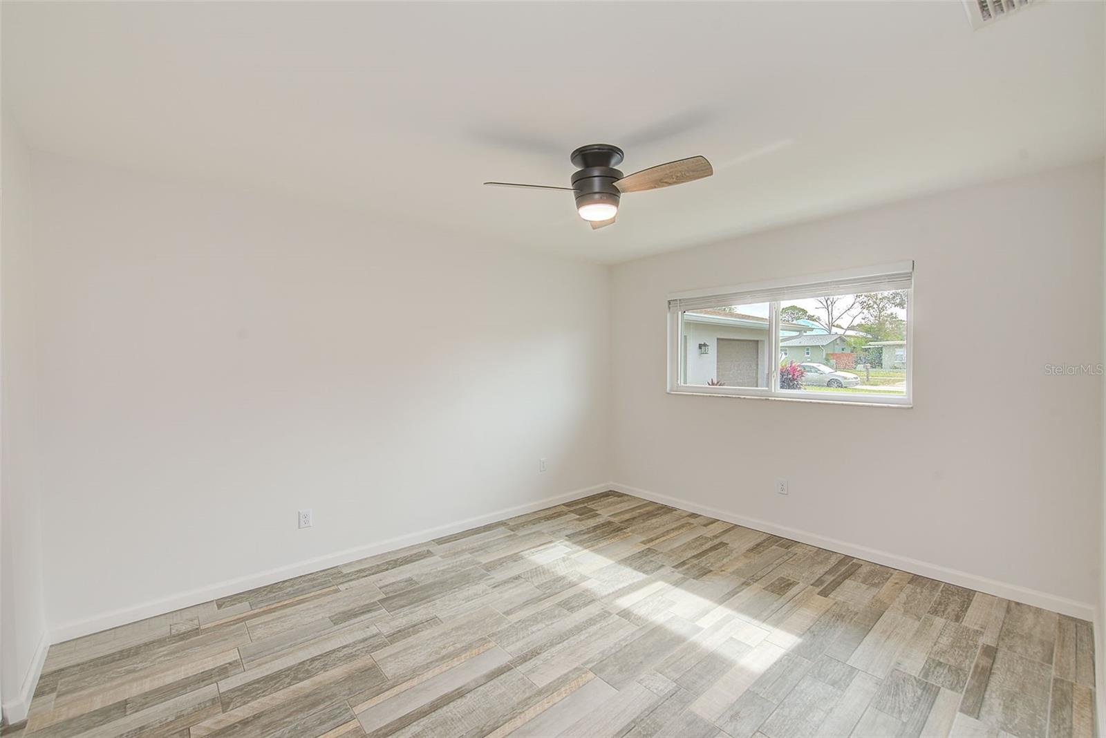 Image 37 of 59 For 2589 Sunny Breeze Avenue