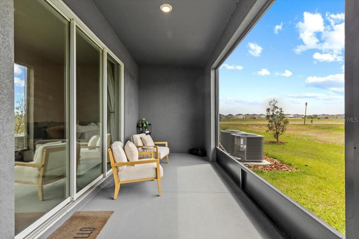 Image 11 of 42 For 33064 Tulip Petal Lane