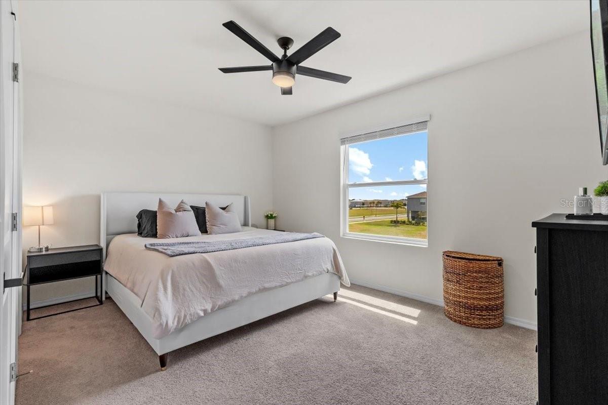 Image 15 of 42 For 33064 Tulip Petal Lane