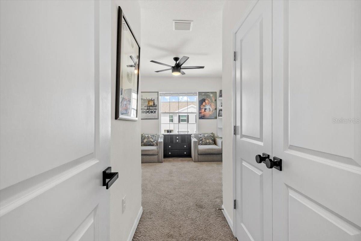 Image 23 of 42 For 33064 Tulip Petal Lane