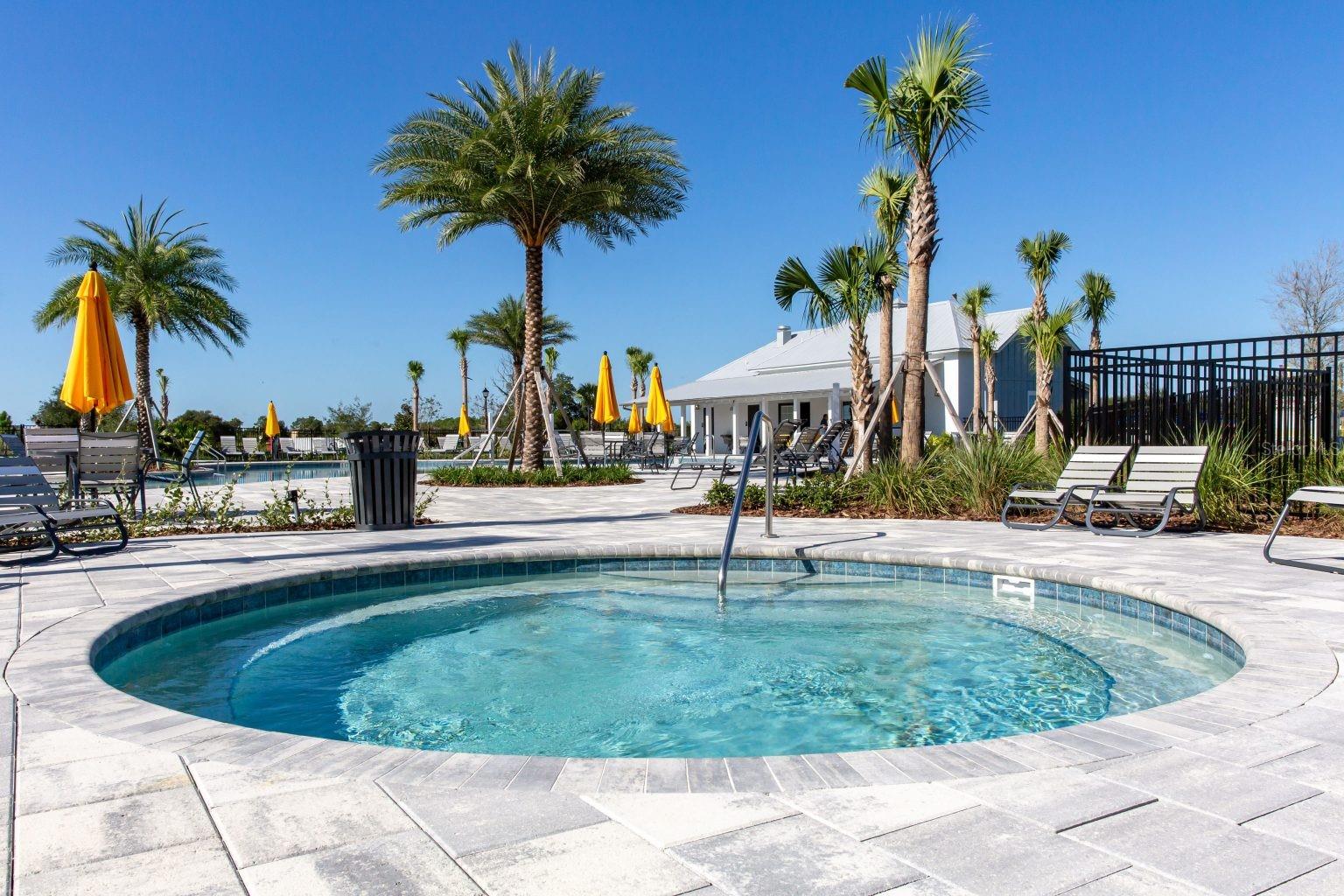 Image 28 of 42 For 33064 Tulip Petal Lane