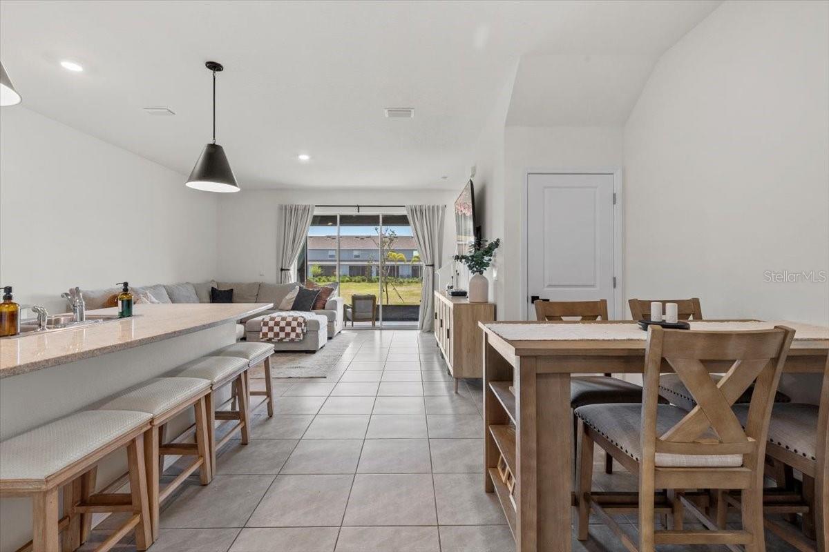 Image 9 of 42 For 33064 Tulip Petal Lane