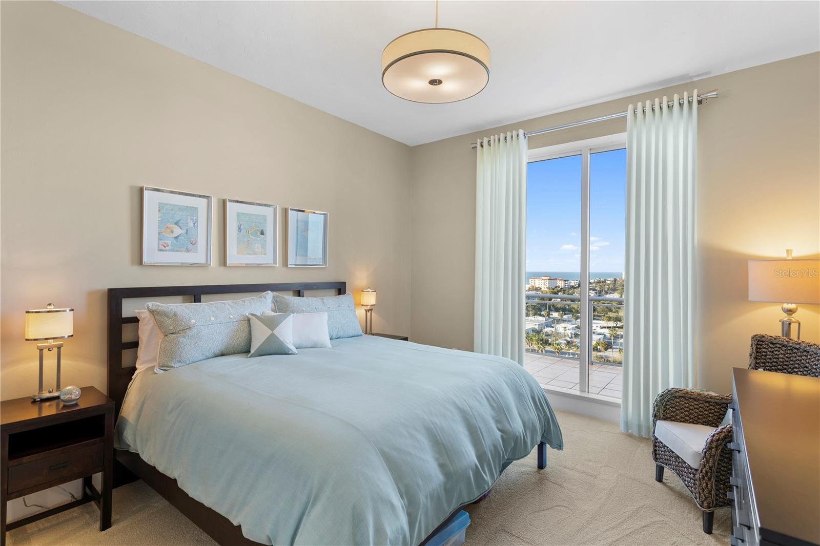 Image 28 of 54 For 521 Mandalay Avenue 1210