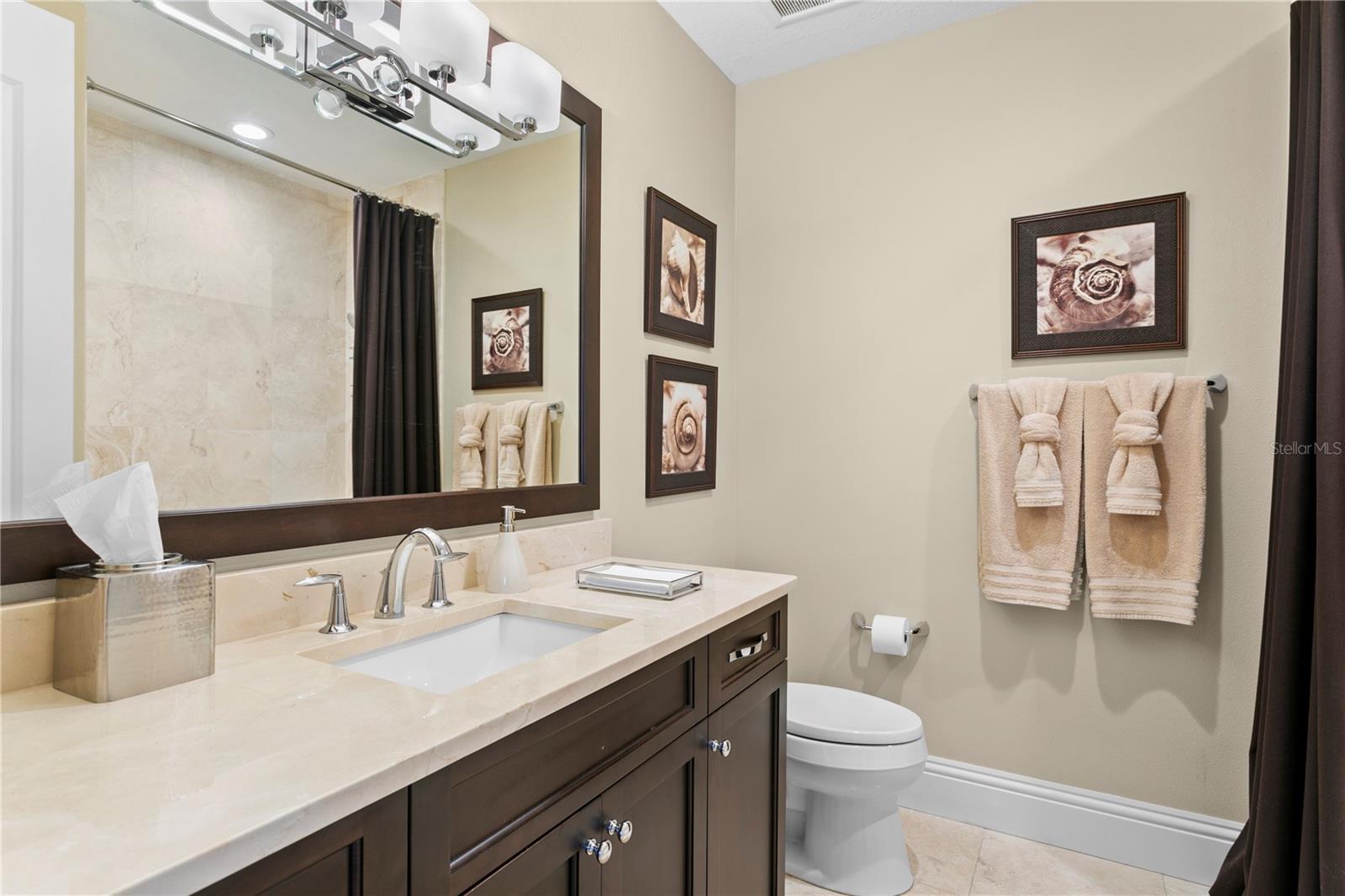 Image 29 of 54 For 521 Mandalay Avenue 1210