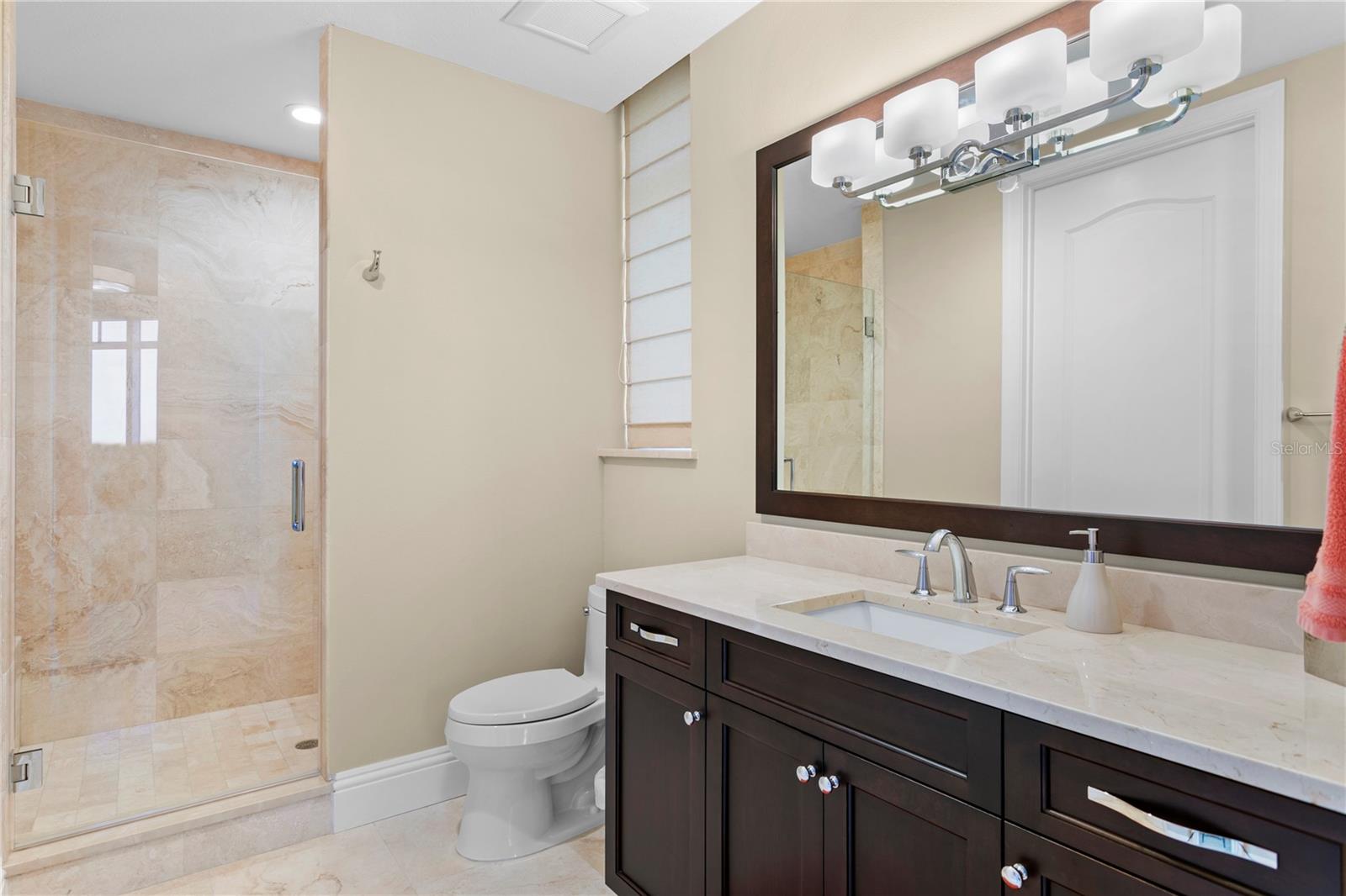 Image 31 of 54 For 521 Mandalay Avenue 1210