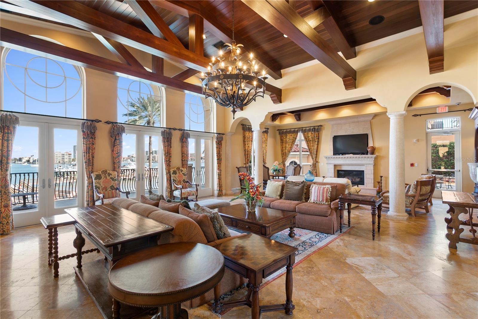 Image 44 of 54 For 521 Mandalay Avenue 1210