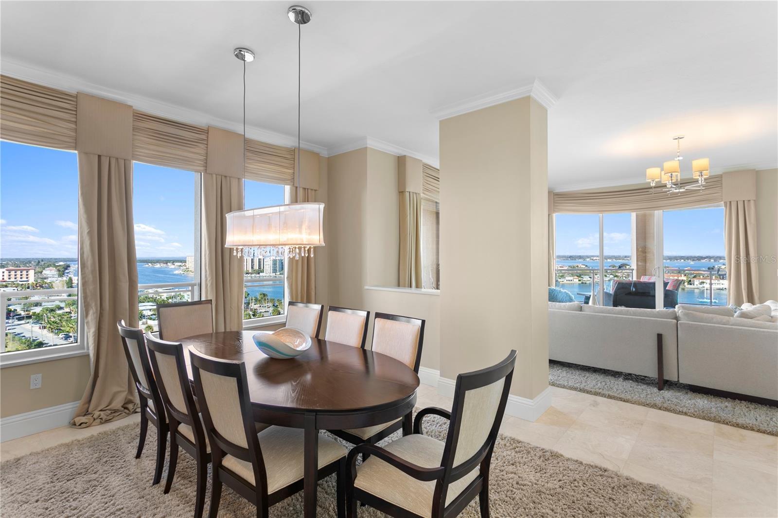 Image 7 of 54 For 521 Mandalay Avenue 1210