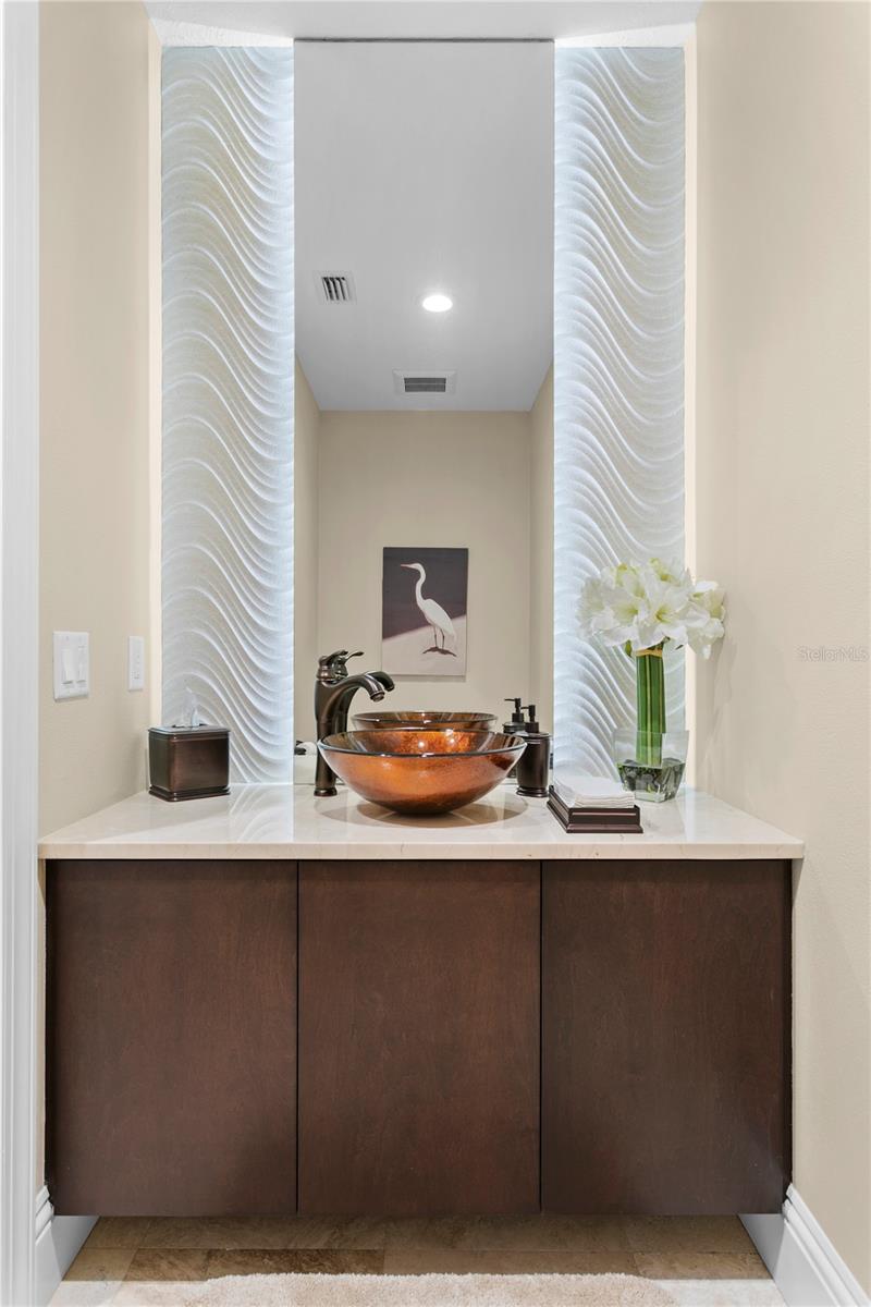 Image 9 of 54 For 521 Mandalay Avenue 1210