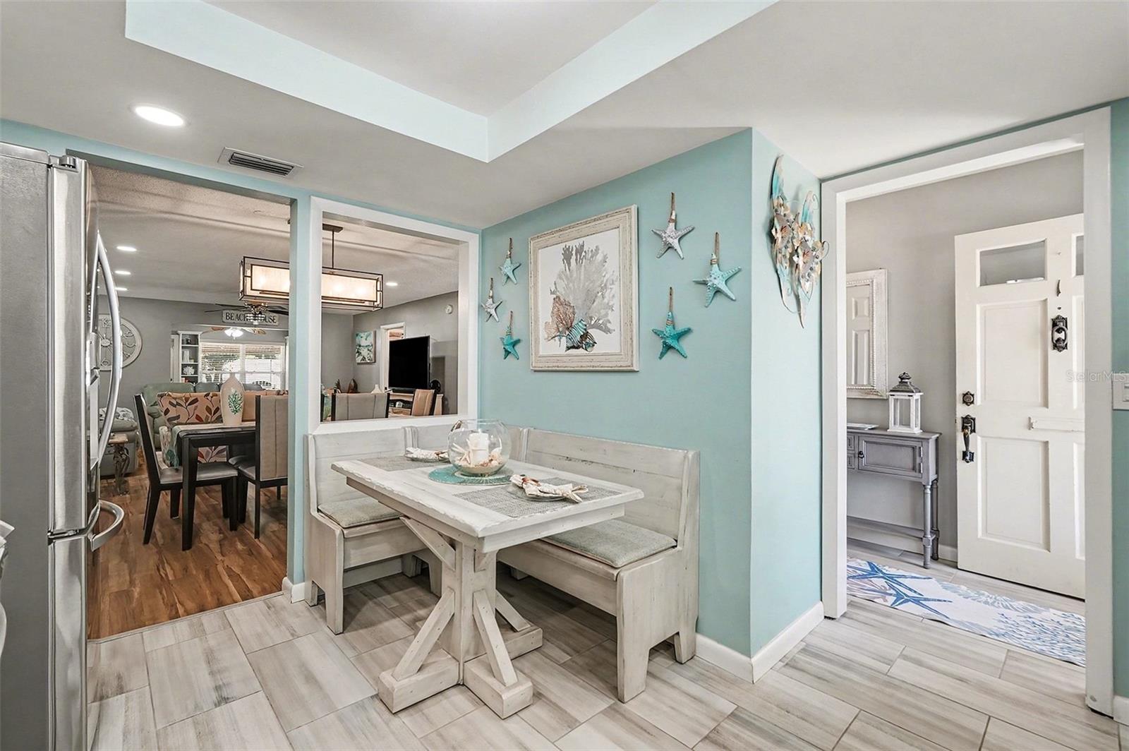 Image 3 of 28 For 1659 Lake Avenue 1